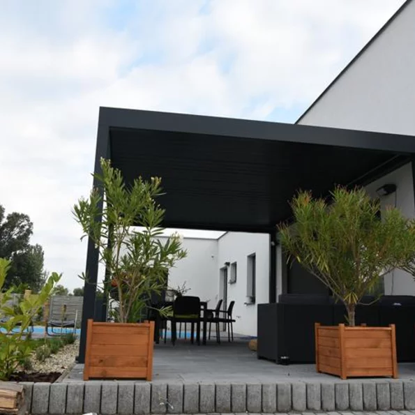 Bioklimatická pergola PLACEO Bioklimatická pergola PLACEO