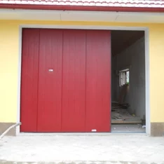 garážová brána v meste Šaľa