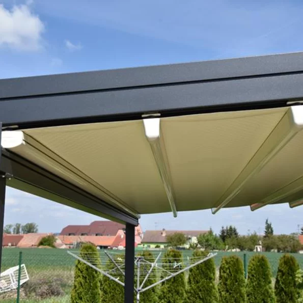 Hliníková pergola EVA proti dažďu Hliníková pergola EVA proti dažďu